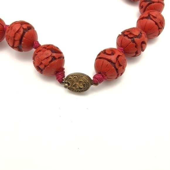 Vintage Cinnabar Chinese Necklace - Picture 5 of 6